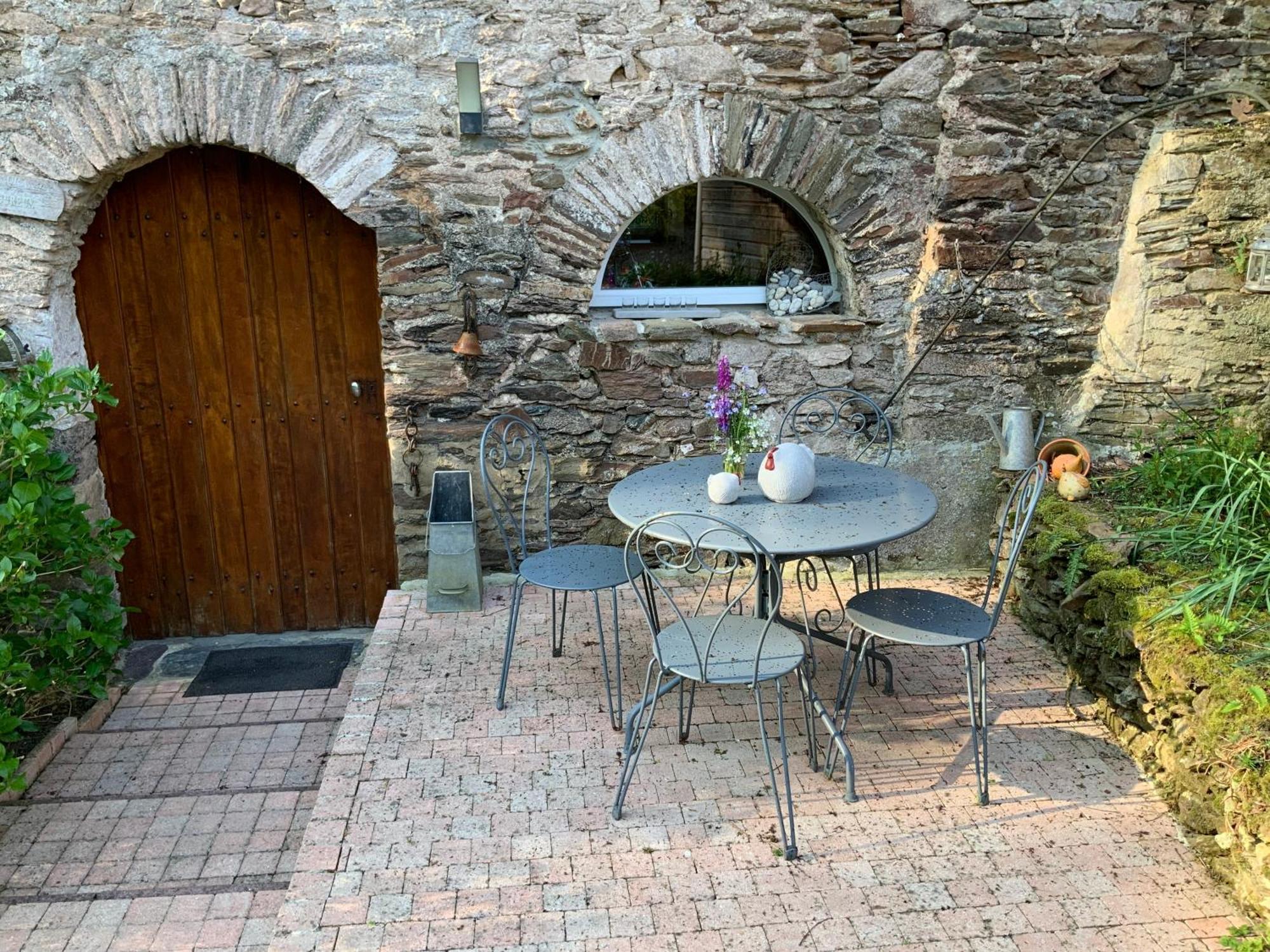 Le Moulin De La Castellerie Bed & Breakfast Moon-sur-Elle Exterior photo