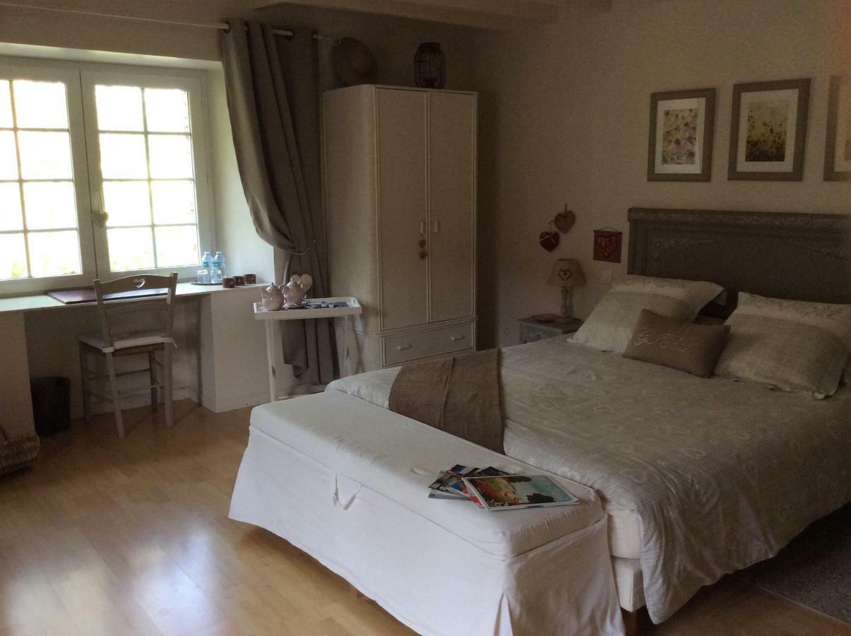 Le Moulin De La Castellerie Bed & Breakfast Moon-sur-Elle Exterior photo