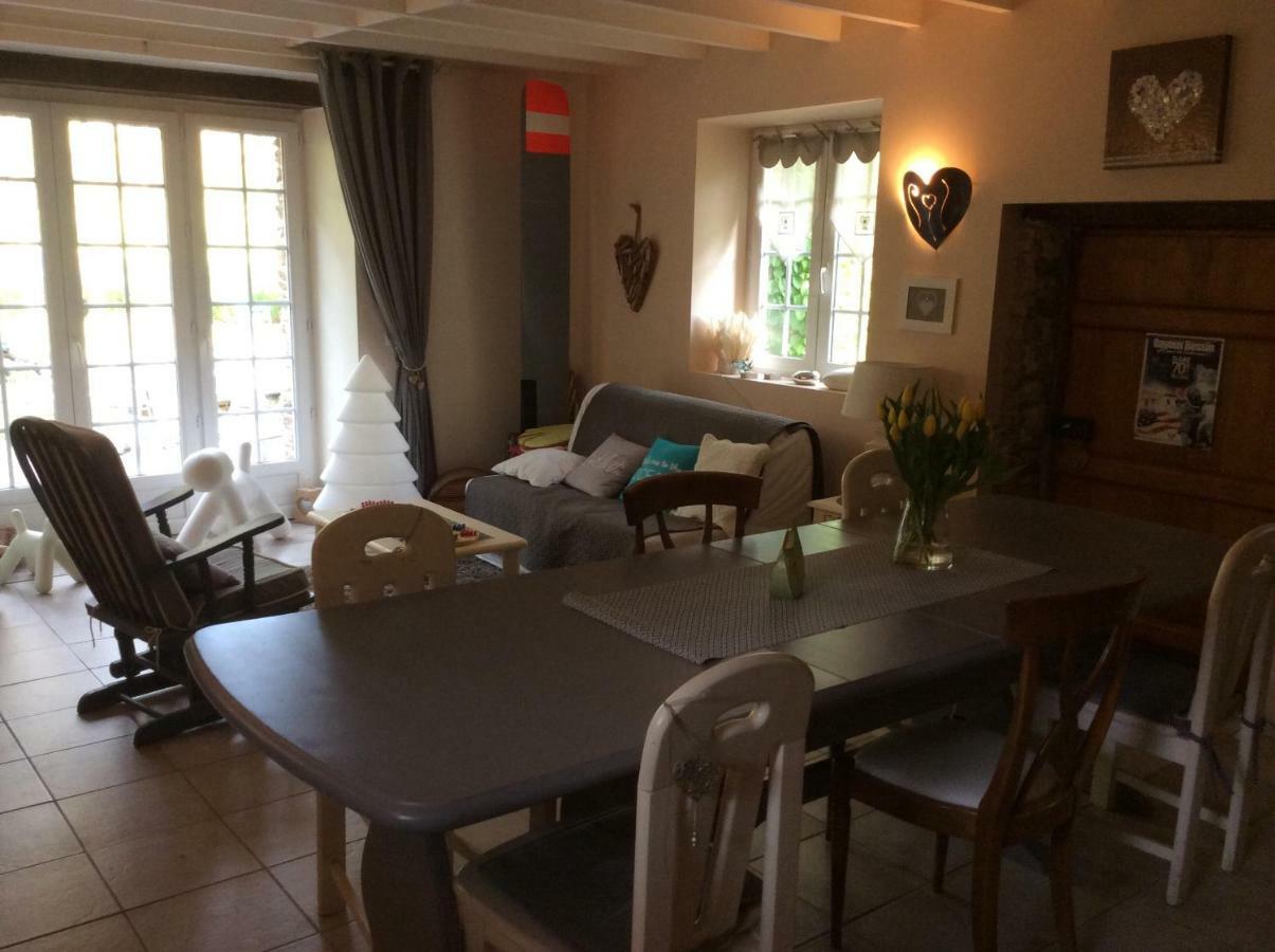 Le Moulin De La Castellerie Bed & Breakfast Moon-sur-Elle Exterior photo