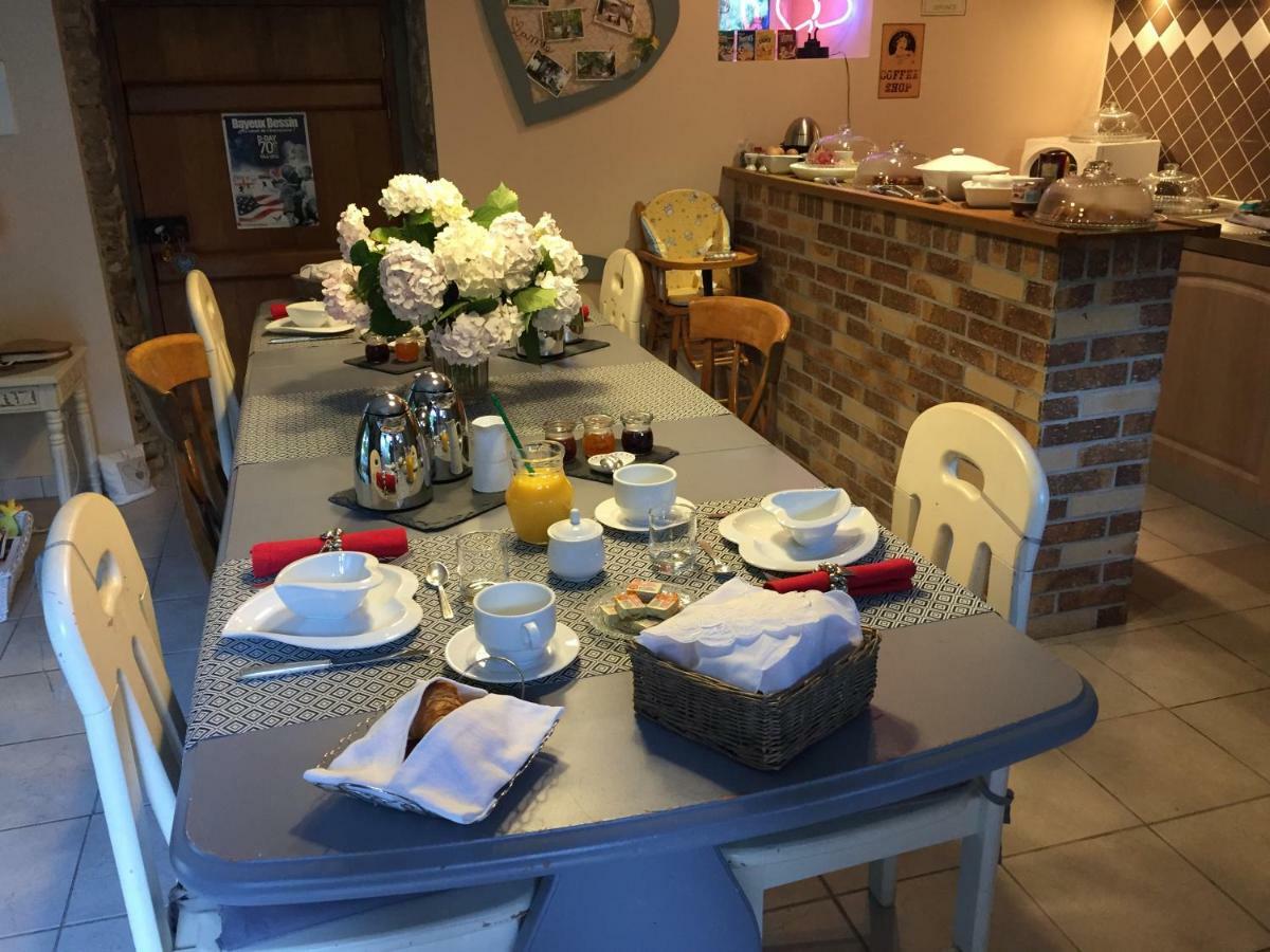 Le Moulin De La Castellerie Bed & Breakfast Moon-sur-Elle Exterior photo