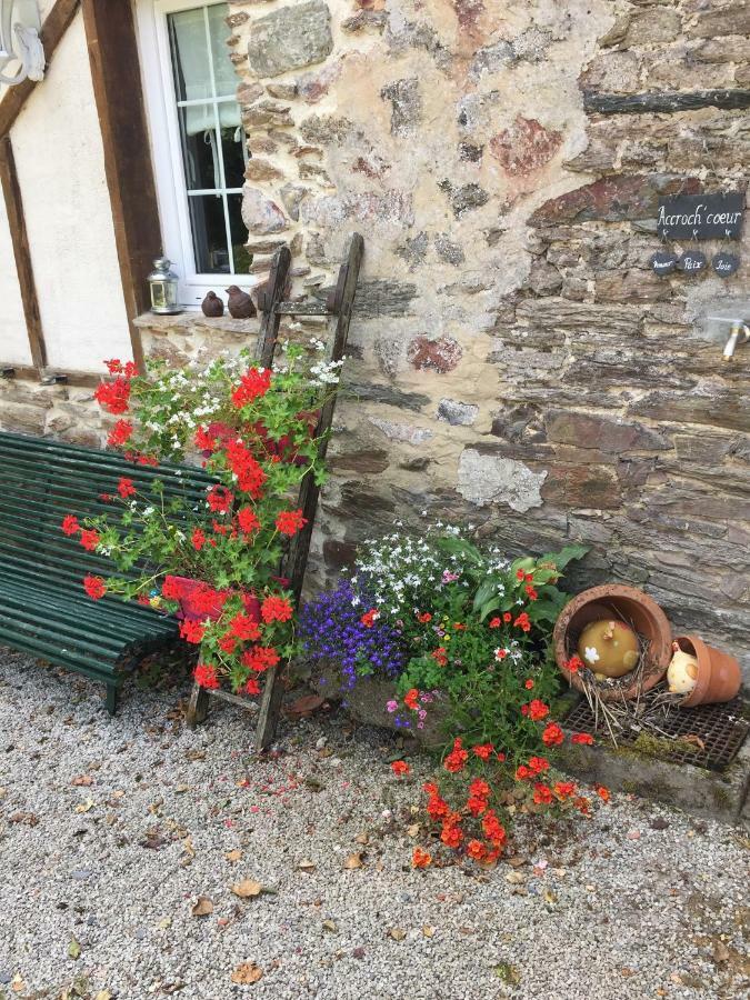 Le Moulin De La Castellerie Bed & Breakfast Moon-sur-Elle Exterior photo